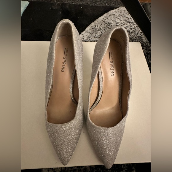 Call it Spring Pumps - Picture 5 of 5